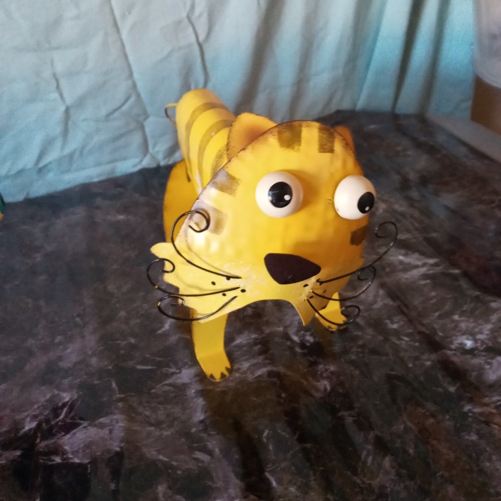 Metal Tiger/Cat Art Decor
